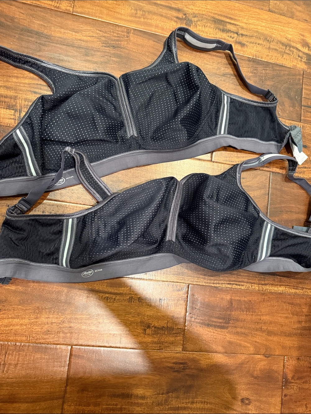 Anita Black and Gray Front-Zip Support Bra